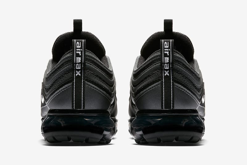 air vapor max 97 black