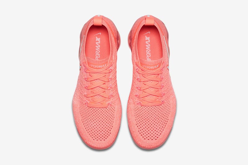 vapormax flyknit crimson pulse