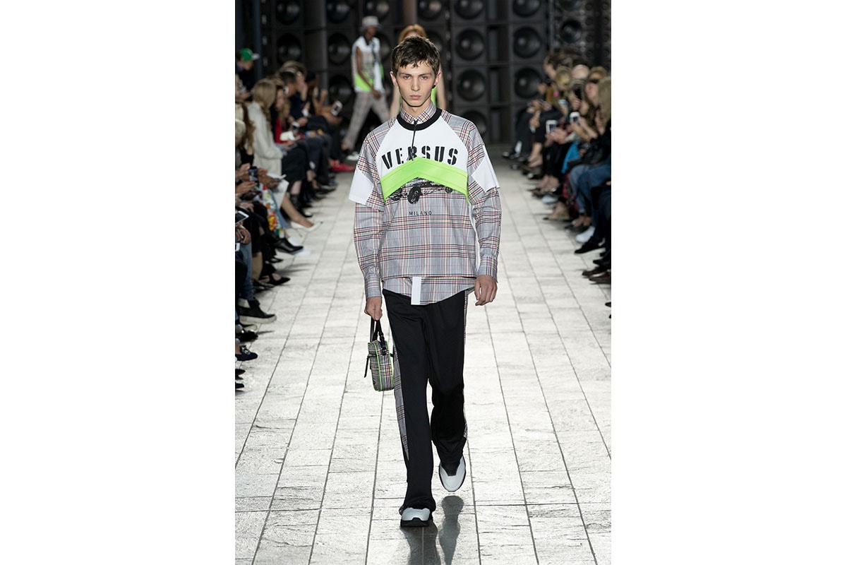 Versus Versace 2018 春夏系列,展現叛逆魅力的紐約街頭