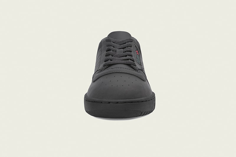 YEEZY Powerphase 全新「Core Black」配色港台消息公布