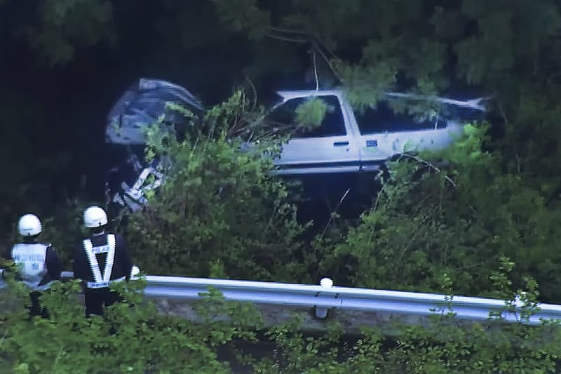 又少一台－《頭文字 D》主角車 AE86 日本神奈川縣失控墜山