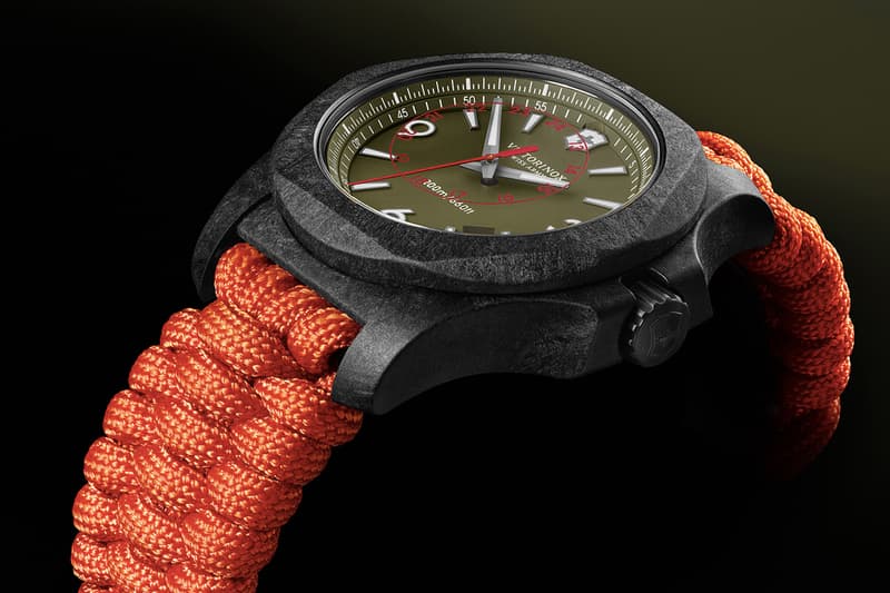 機能裝甲加持!Victorinox 推出 I.N.O.X. Carbon 碳纖限量版腕錶