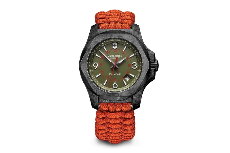 機能裝甲加持！Victorinox 推出 I.N.O.X. Carbon 碳纖限量版腕錶