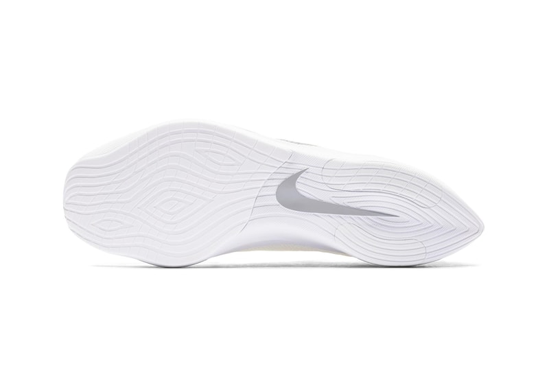 Nike Vapor Street Flyknit 全新配色設計「White/Wolf Grey」