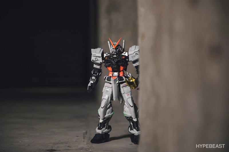 獨家近賞「ACRONYM® x Nike Air VaporMax Moc 2」主題 Gundam Astray Red Frame