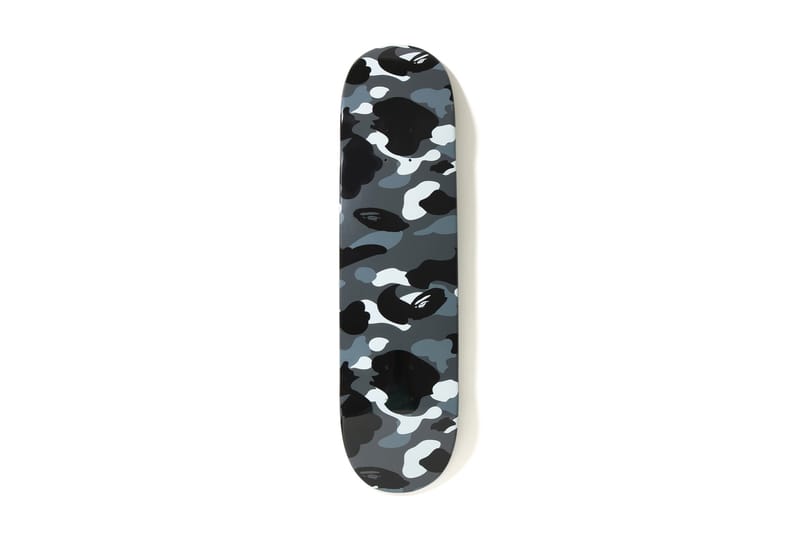 A BATHING APE® 本周六推出 City Camo 配色滑板