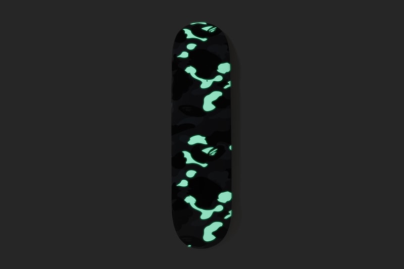 A BATHING APE® 本周六推出 City Camo 配色滑板