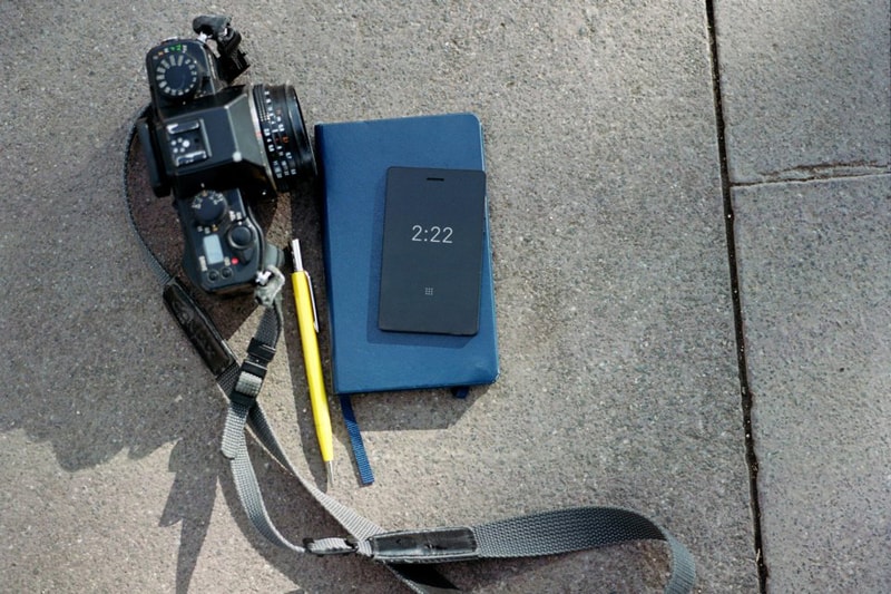 拒當低頭族！Light Phone 2 極簡釋出