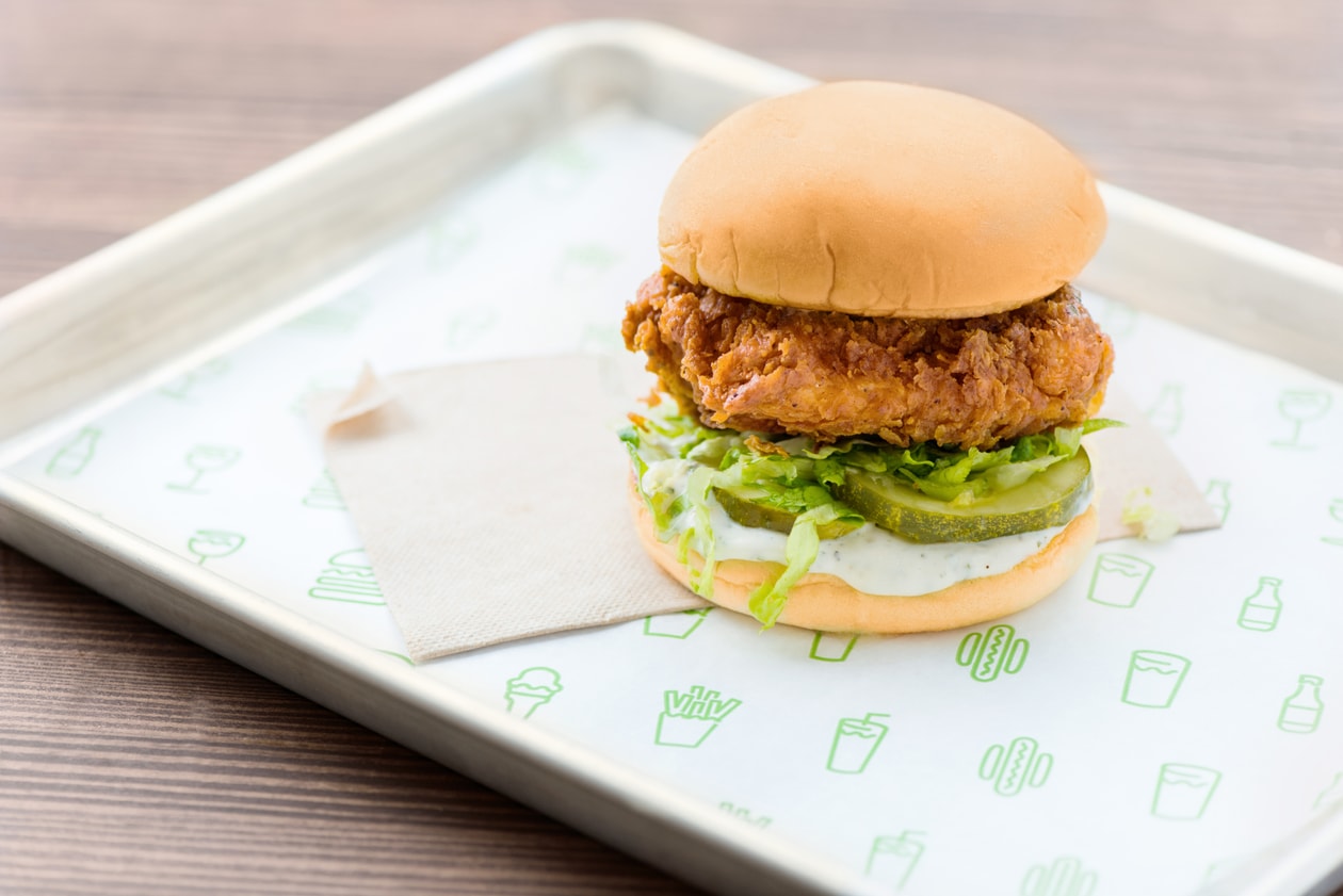 HYPEBEAST Eats... 美國超人氣連鎖漢堡店 Shake Shack 正式登陸香港