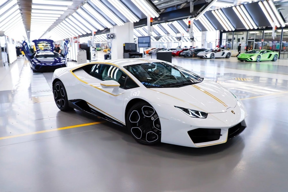近賞教宗方濟各簽名版 Lamborghini Huracán 百萬義賣「神驅」