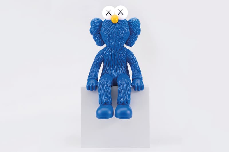 KAWS 宣布將限量 250 枚推出 SEEING by KAWS LED 座燈