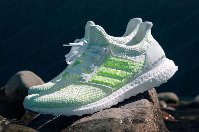 adidas UltraBOOST Clima 全新「Deep Sea Glow」別注配色上架