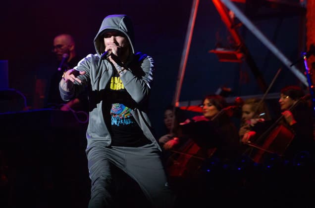 演唱會爆炸音效遭投訴？Eminem 嘲諷回應