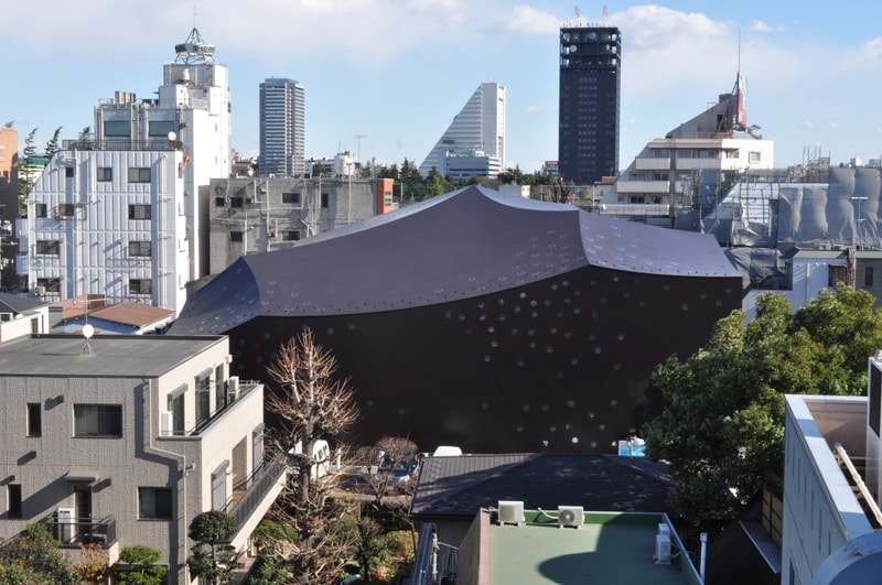 建築大師設計解構！伊東豊雄名作：東京高円寺「座・高円寺」