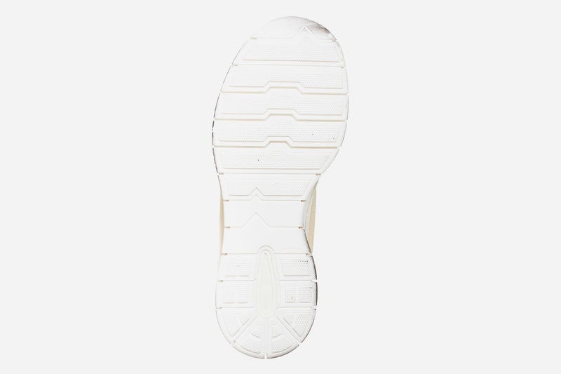 Maison Margiela Sockrunner 全新「潑墨」配色上架