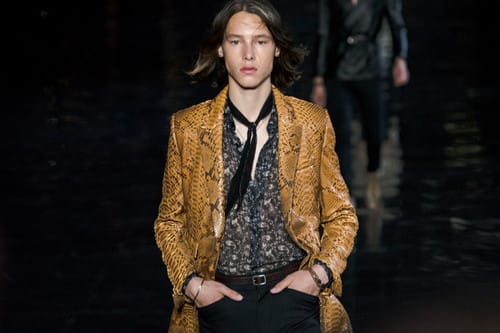 Saint Laurent 於紐約發布 2019 春夏男裝系列