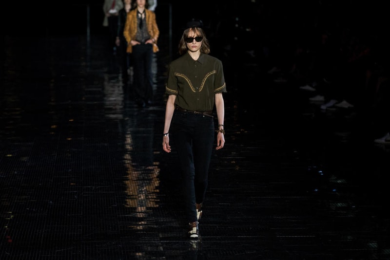 Saint Laurent 於紐約發布 2019 春夏男裝系列