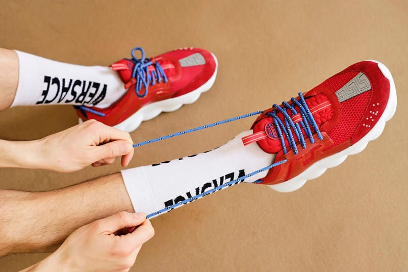 為 Chunky Sneakers 注入奢華美學－Versace 帶來全新鞋款 Chain Reaction