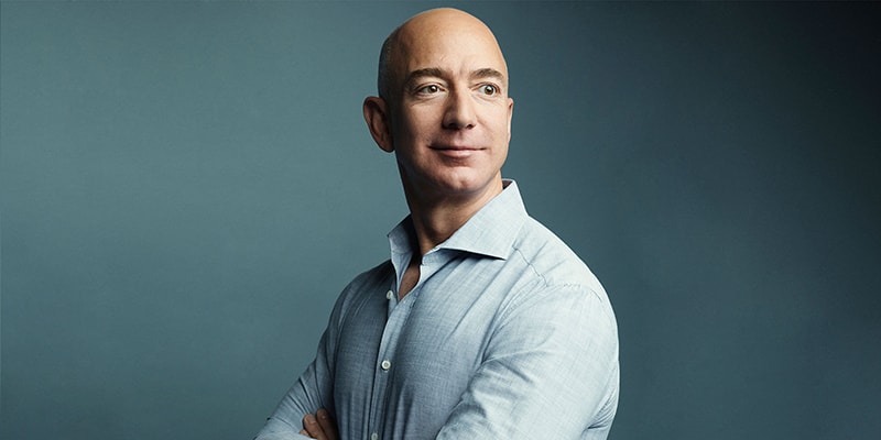 《Forbes》宣佈 Amazon 創辦人 Jeff Bezos 總資產達到 $1,510 億美元 | HYPEBEAST