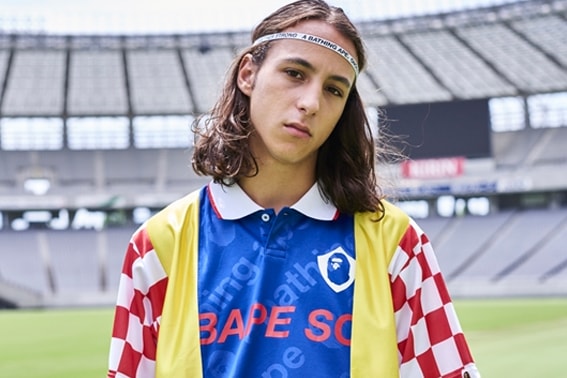 A BATHING APE® 推出全新足球主題別注系列