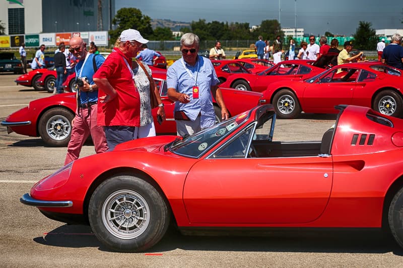 Ferrari 於意大利總部慶祝首部量產跑車 Dino 正式亮相 50 周年