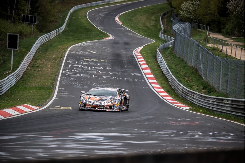 Lamborghini 新超跑 Aventador SVJ 刷新紐堡靈北環賽道圈速紀錄