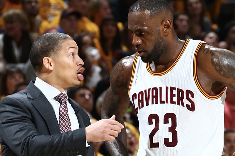 “Tyronn Lue LeBron James”的图片搜索结果