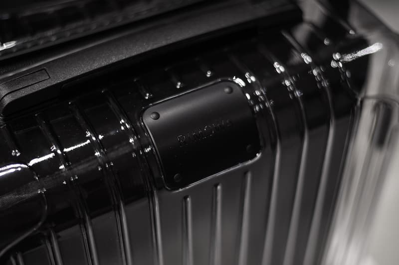 Off-White™ x RIMOWA 聯乘行李箱細節近賞