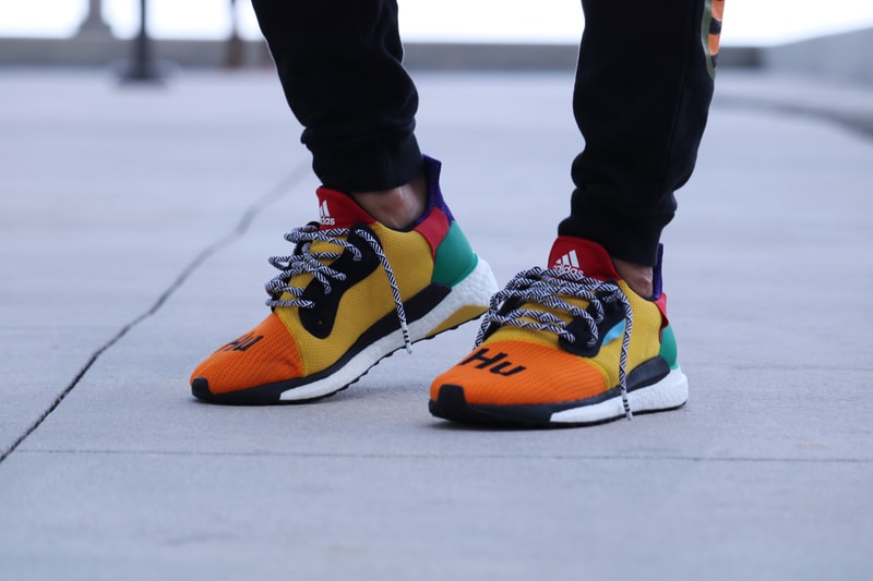 Pharrell x adidas 全新聯乘 Solar Hu Glide St 上腳預覽