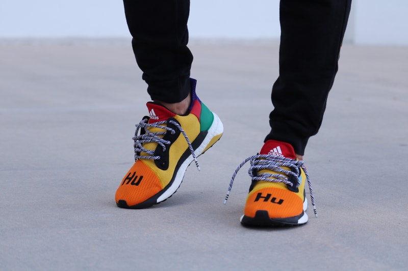 Pharrell x adidas 全新聯乘 Solar Hu Glide St 上腳預覽
