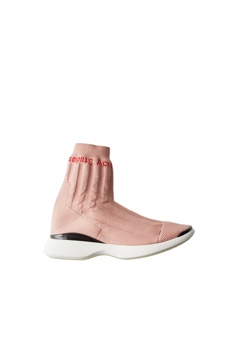 Grace Ahlbom 掌鏡拍攝 Acne Studios 2018 秋冬系列鞋履