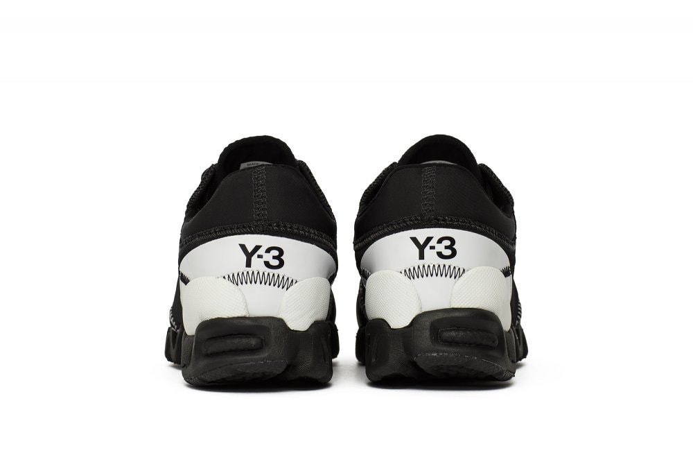 分離式大底再現－Y-3 全新鞋款 Ekika 黑白配色上架