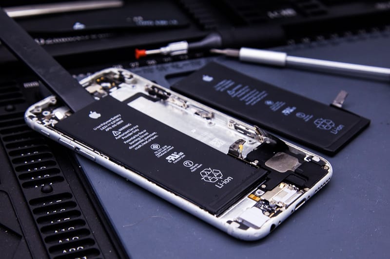 iPhone 6 突然爆炸冒煙起火！因更換非官方電池所致？