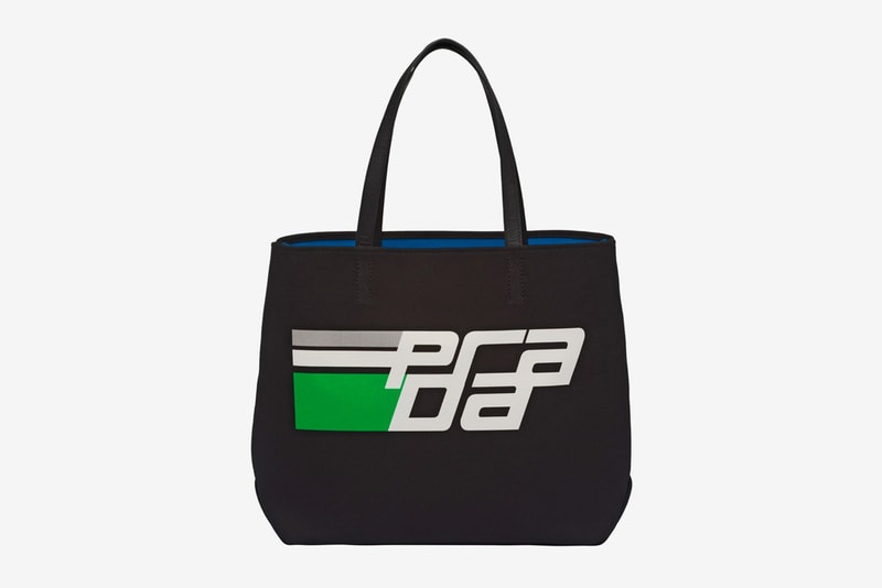 Prada 推出多款全新印花帆布 Tote Bag