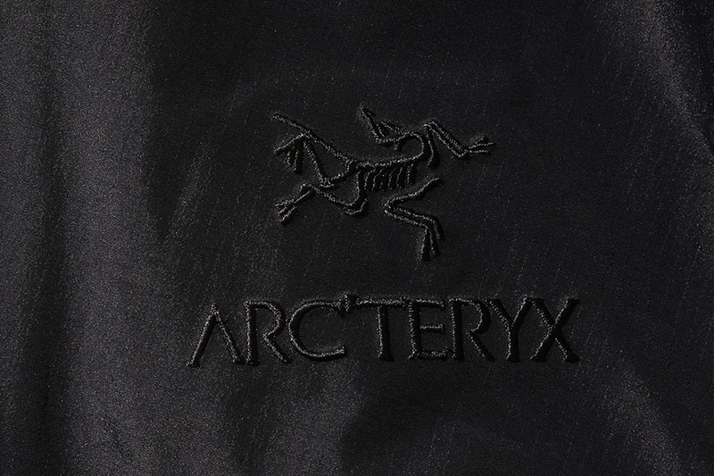 Arc'teryx × BEAMS 聯名別注灰調 Beta Sl Jacket 