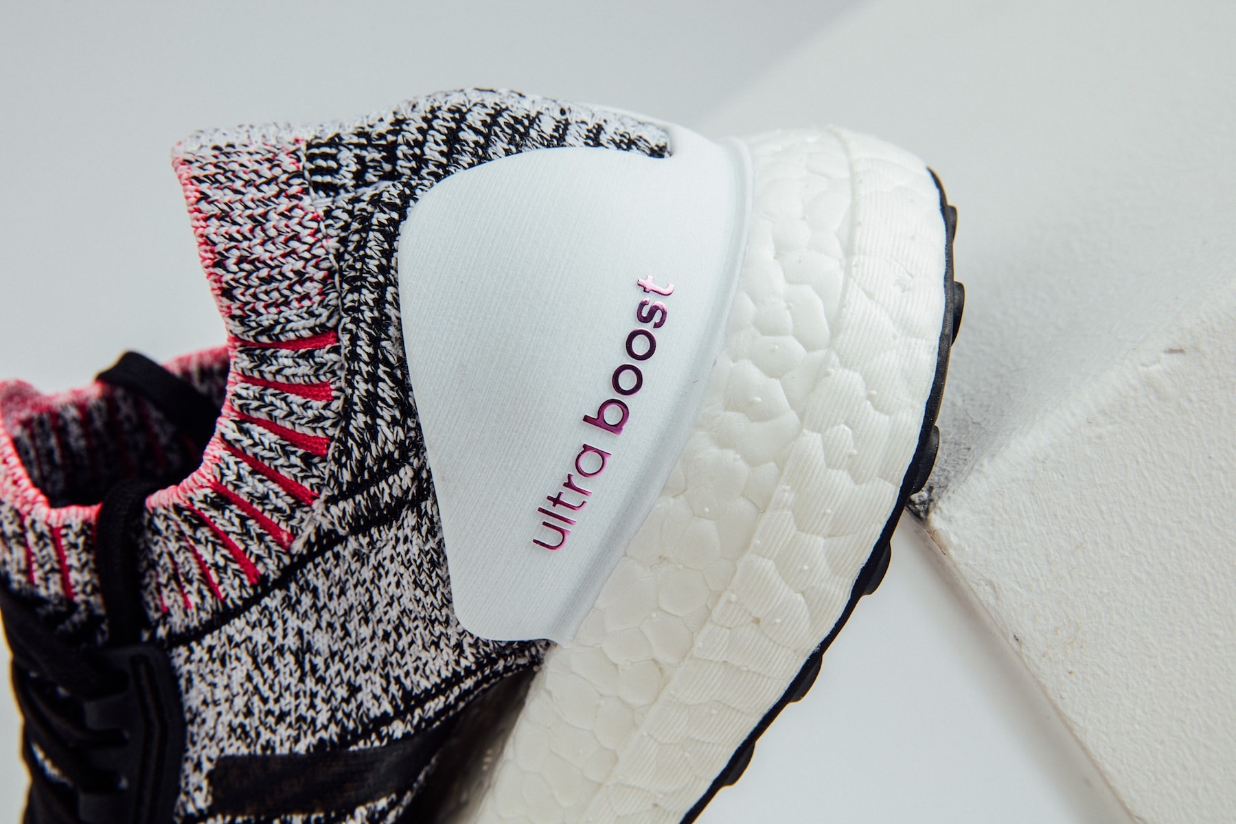 發售信息同步公開！adidas UltraBOOST 全新「Pink Ribbon」別注系列登場
