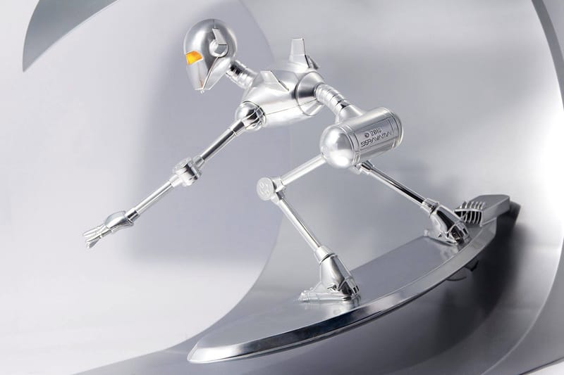 玩具迷必留意－Ron English、空山基新作登陸香港蘭桂坊