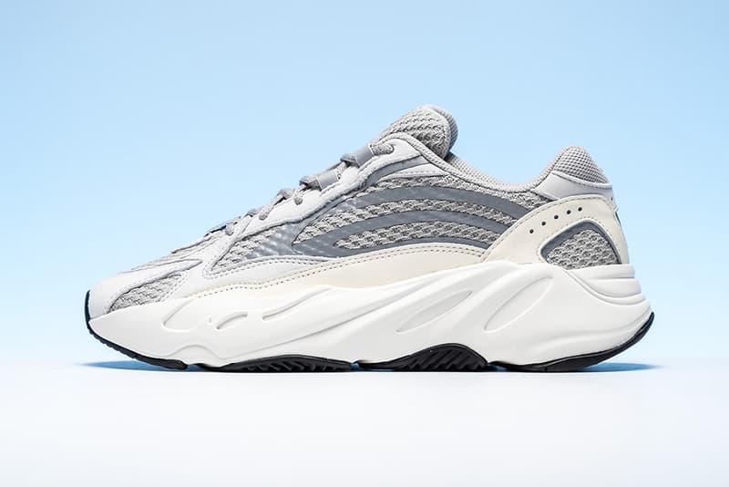 率先近賞 YEEZY BOOST 700 V2 全新配色設計「Static」