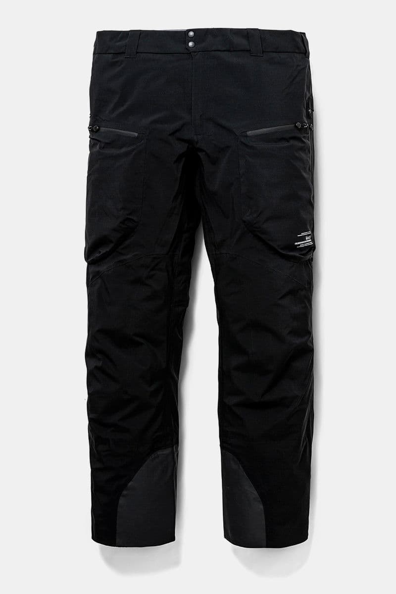 fragment design x Burton AK457 2018 秋冬聯乘系列登場