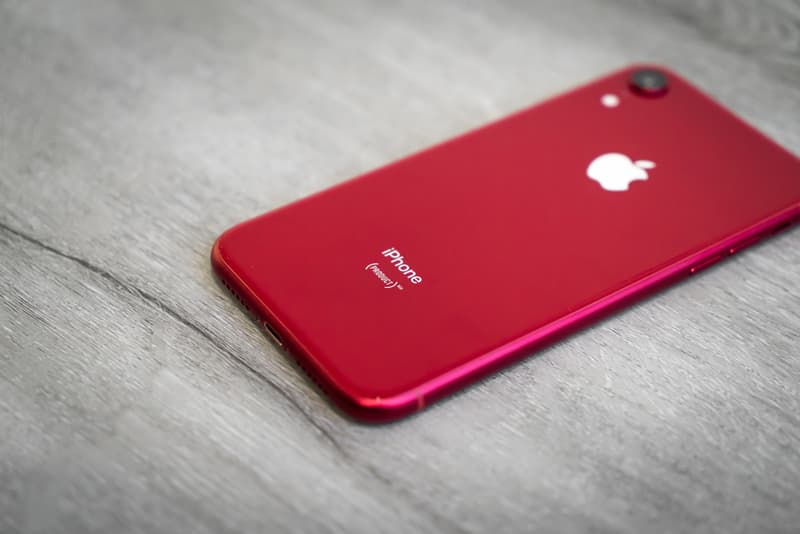 近賞 Apple 全新大眾化型號手機 iPhone XR