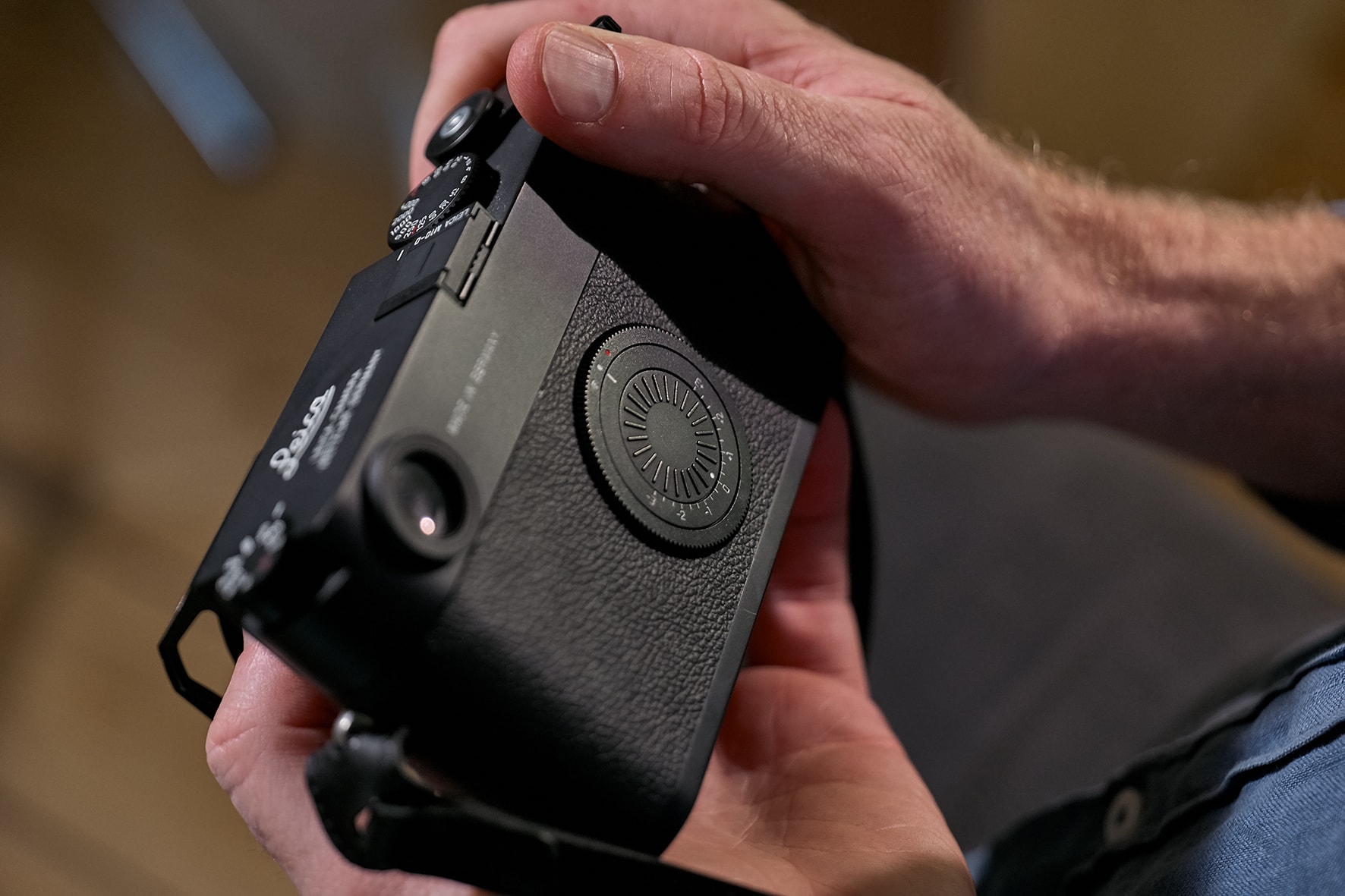 菲林數碼結合－Leica 發佈全新相機 M-10 D