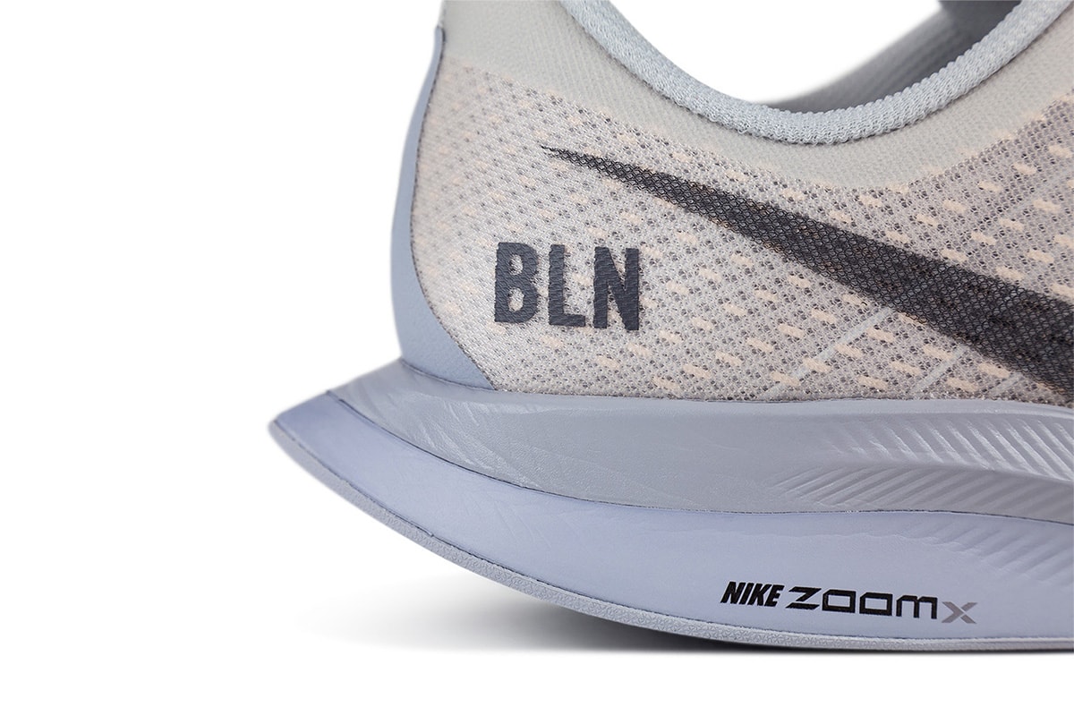 紀念第45屆柏林馬拉松大賽的別注跑鞋Nike Zoom Pegasus Turbo Berlin