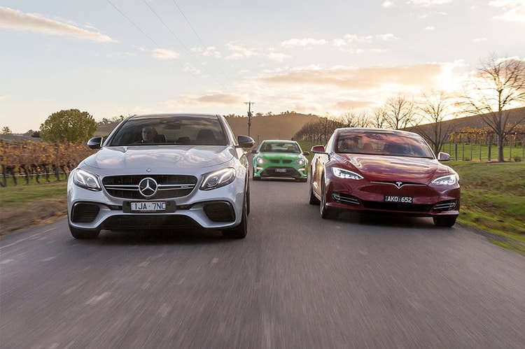 史上頭一遭 − Tesla 銷售量反超 Mercedes-Benz