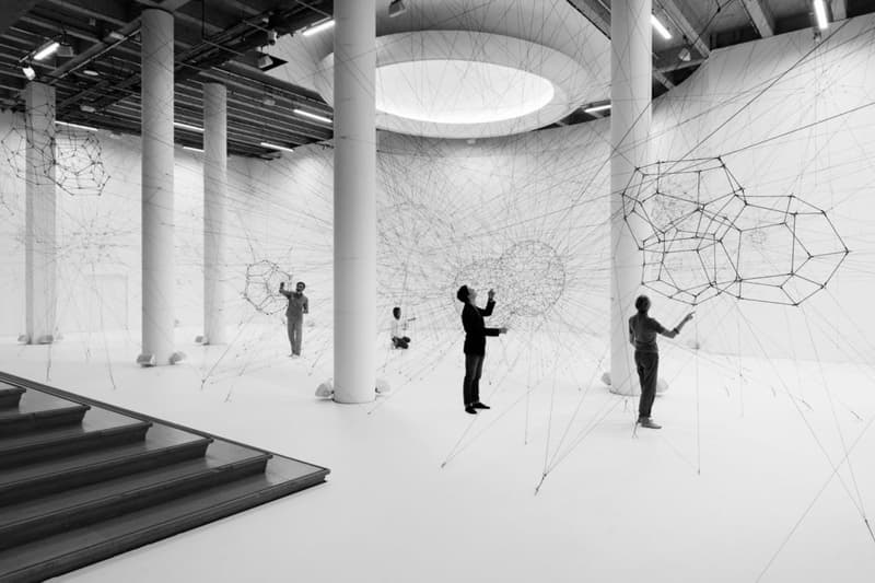 阿根廷裝置藝術家 Tomás Saraceno 展出新作「On Air」
