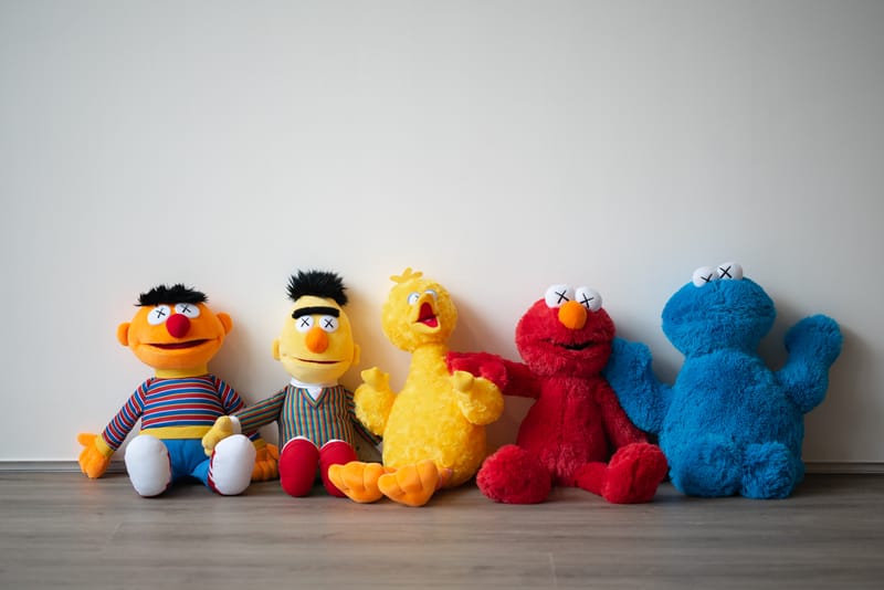 UPDATE: UNIQLO x KAWS x《SESAME STREET》第二彈聯乘系列台灣販售消息