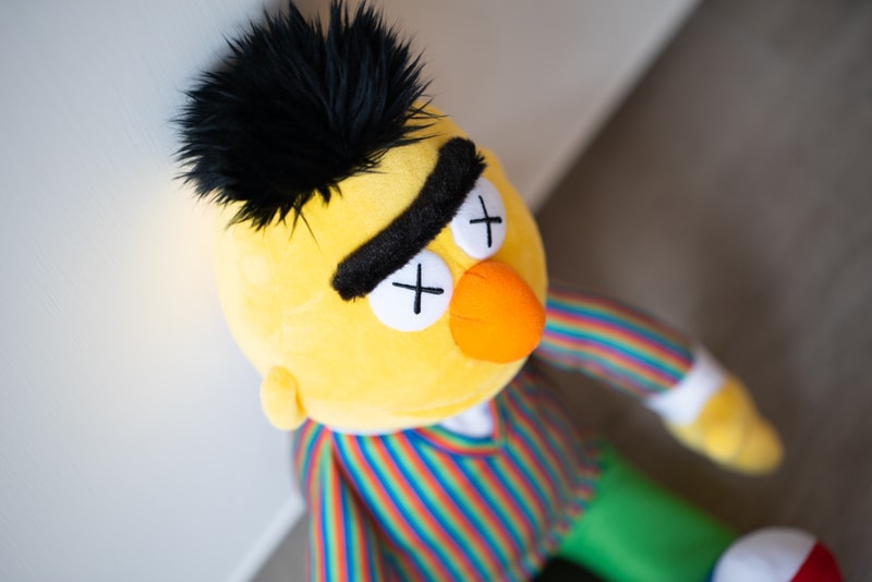 UPDATE: UNIQLO x KAWS x《SESAME STREET》第二彈聯乘系列台灣販售消息