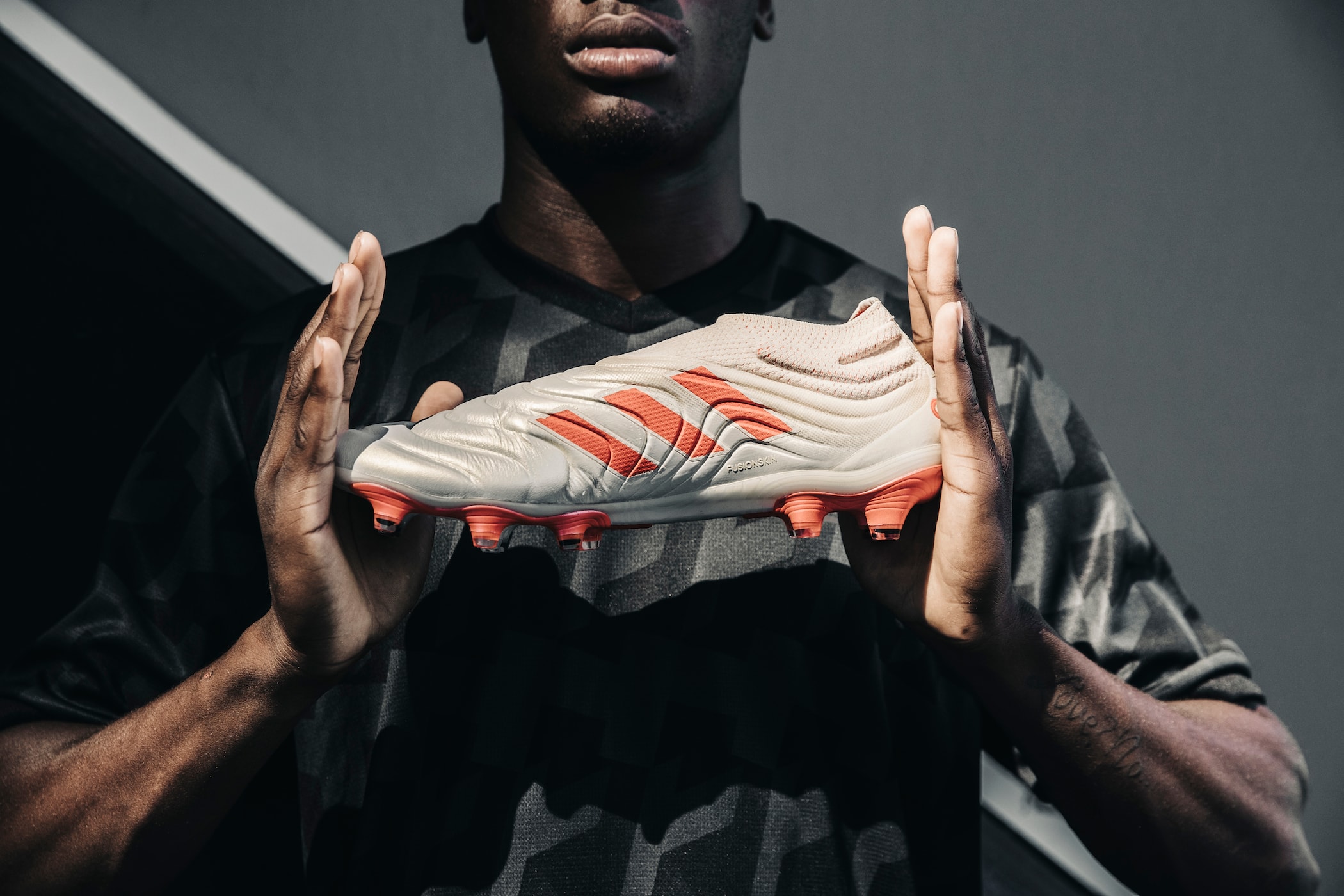 adidas 正式發佈全新 COPA 19 足球鞋