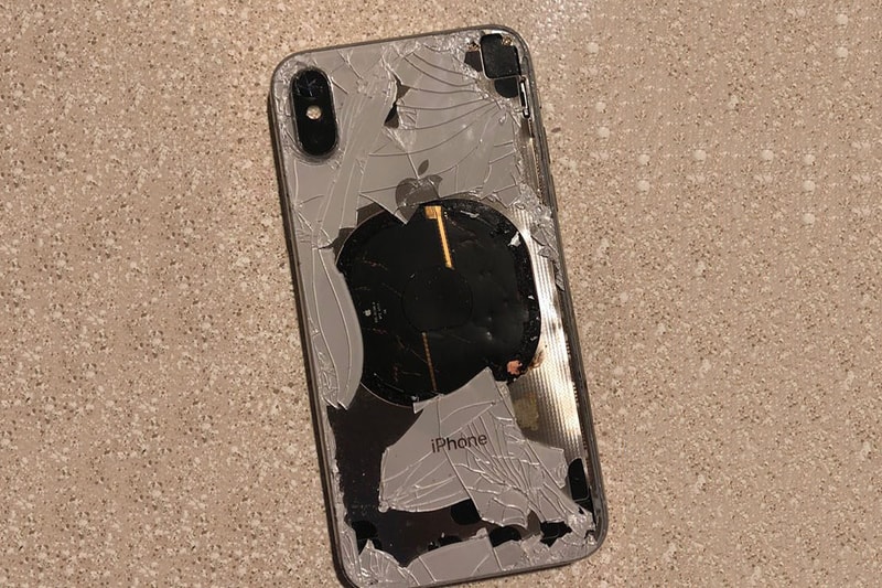 外國有用戶 iPhone X 更新 iOS 12.1 後無故自焚