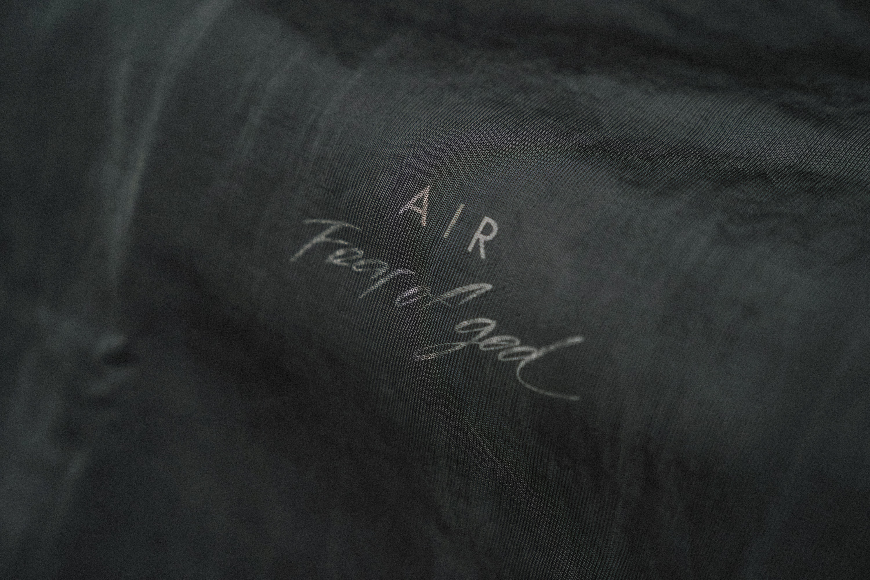 近賞 Fear of God x Nike 聯乘 Air Fear of God 1 系列