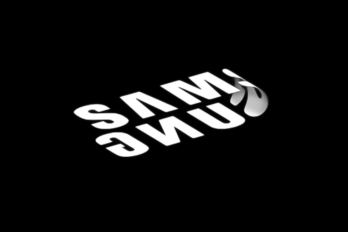 再劃時代－Samsung 發佈照片揭示新手機將是折疊式？！